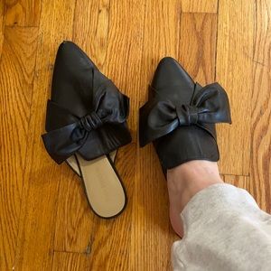 Enzo angiolini mules size 9